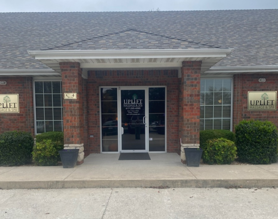 Uplift Massage & Spa