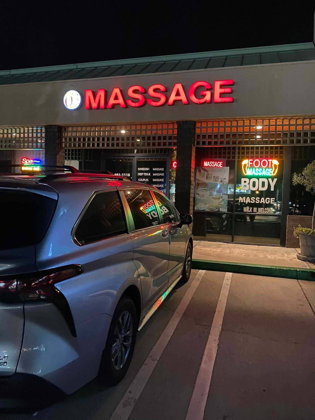 AsianMassageBook