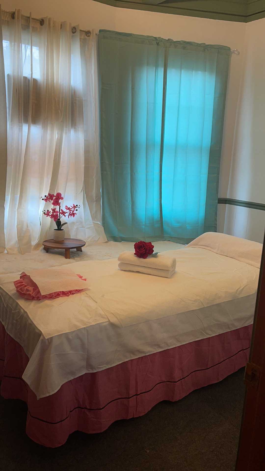 AsianMassageBook