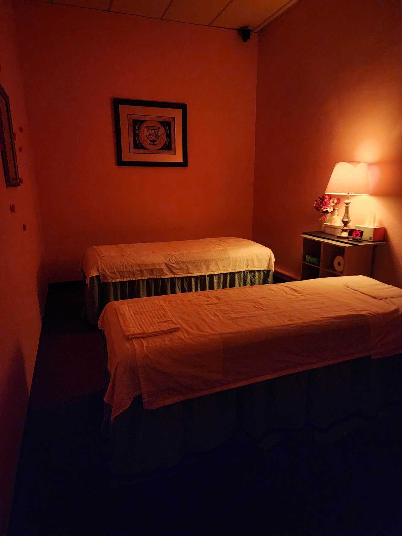 AsianMassageBook