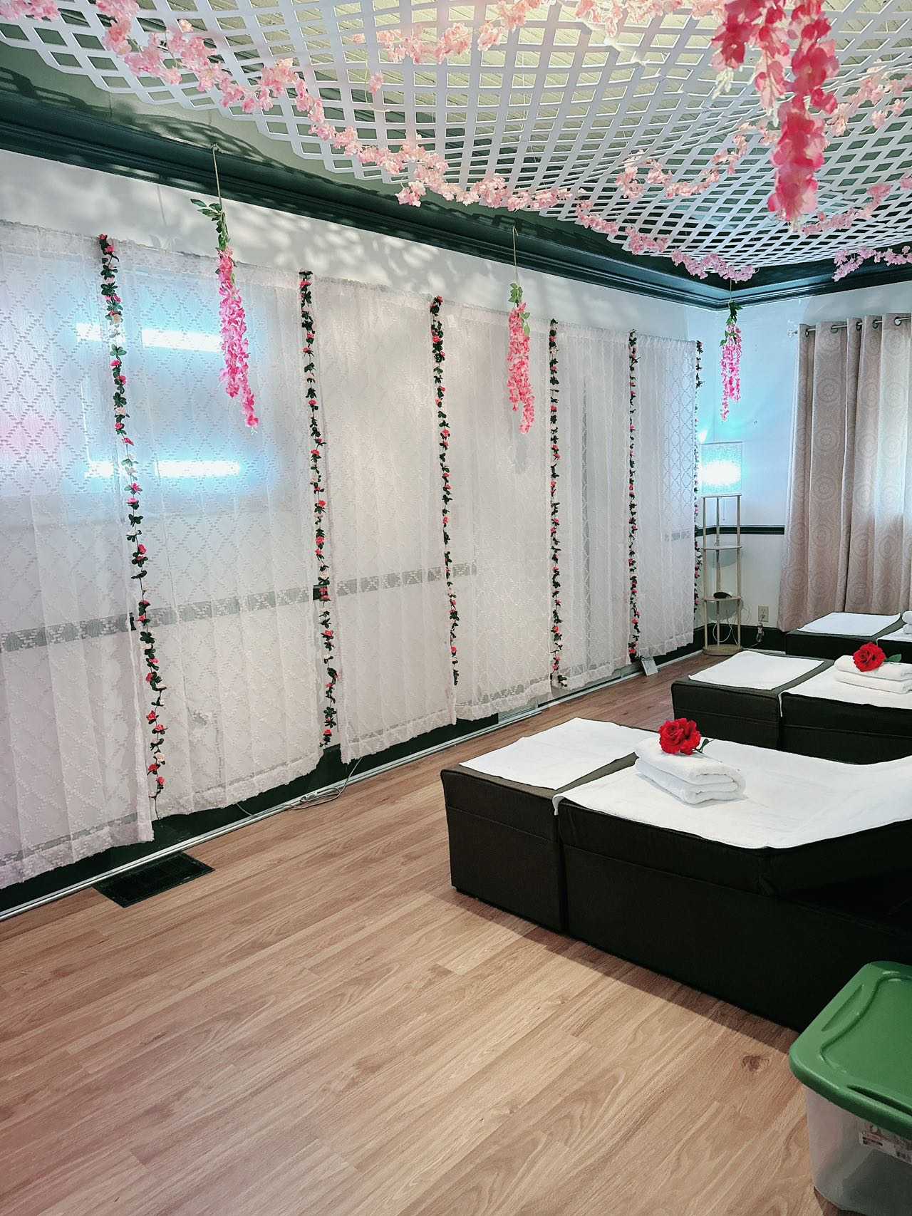AsianMassageBook