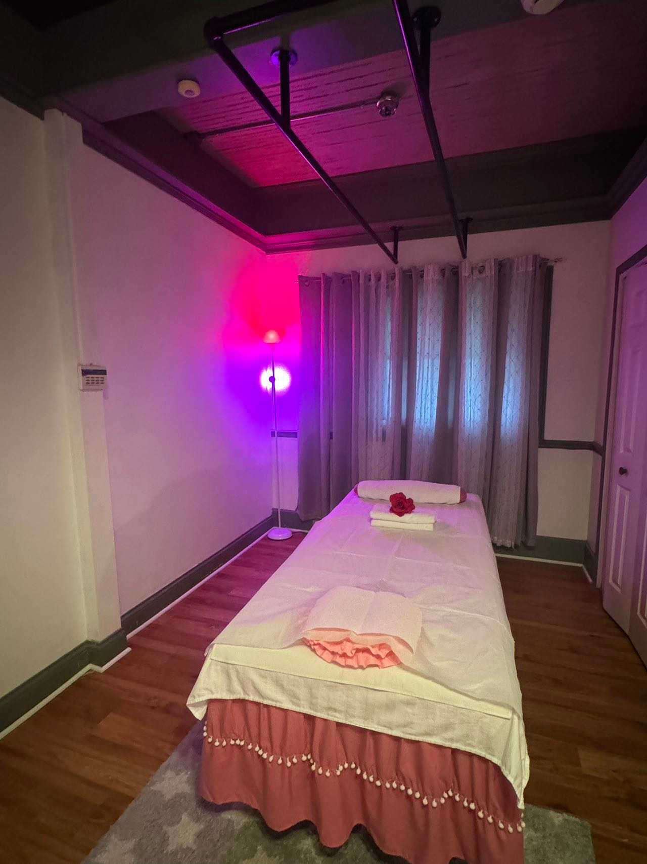 AsianMassageBook