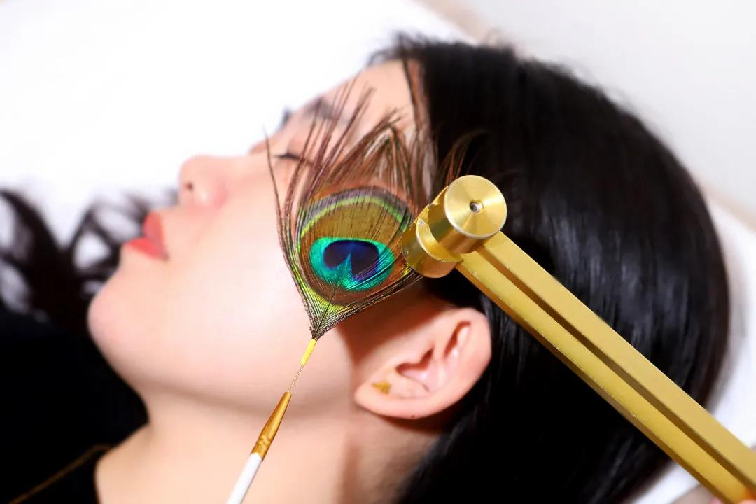 Ear picking