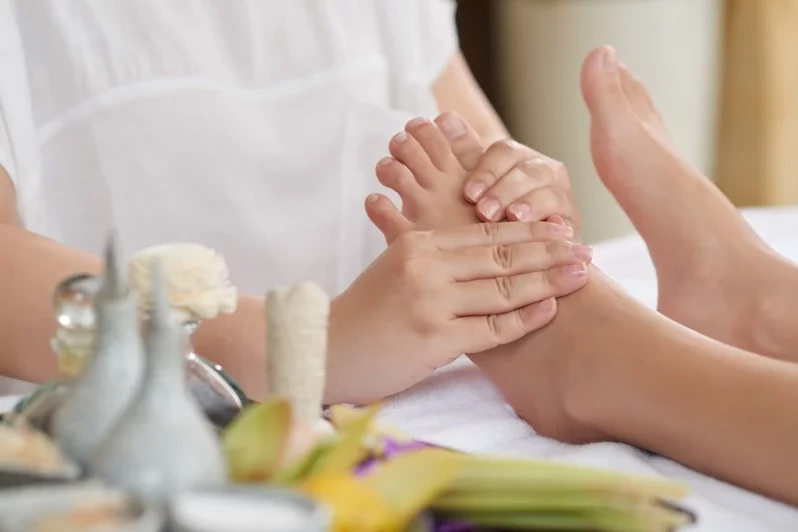 60Min Foot Massage