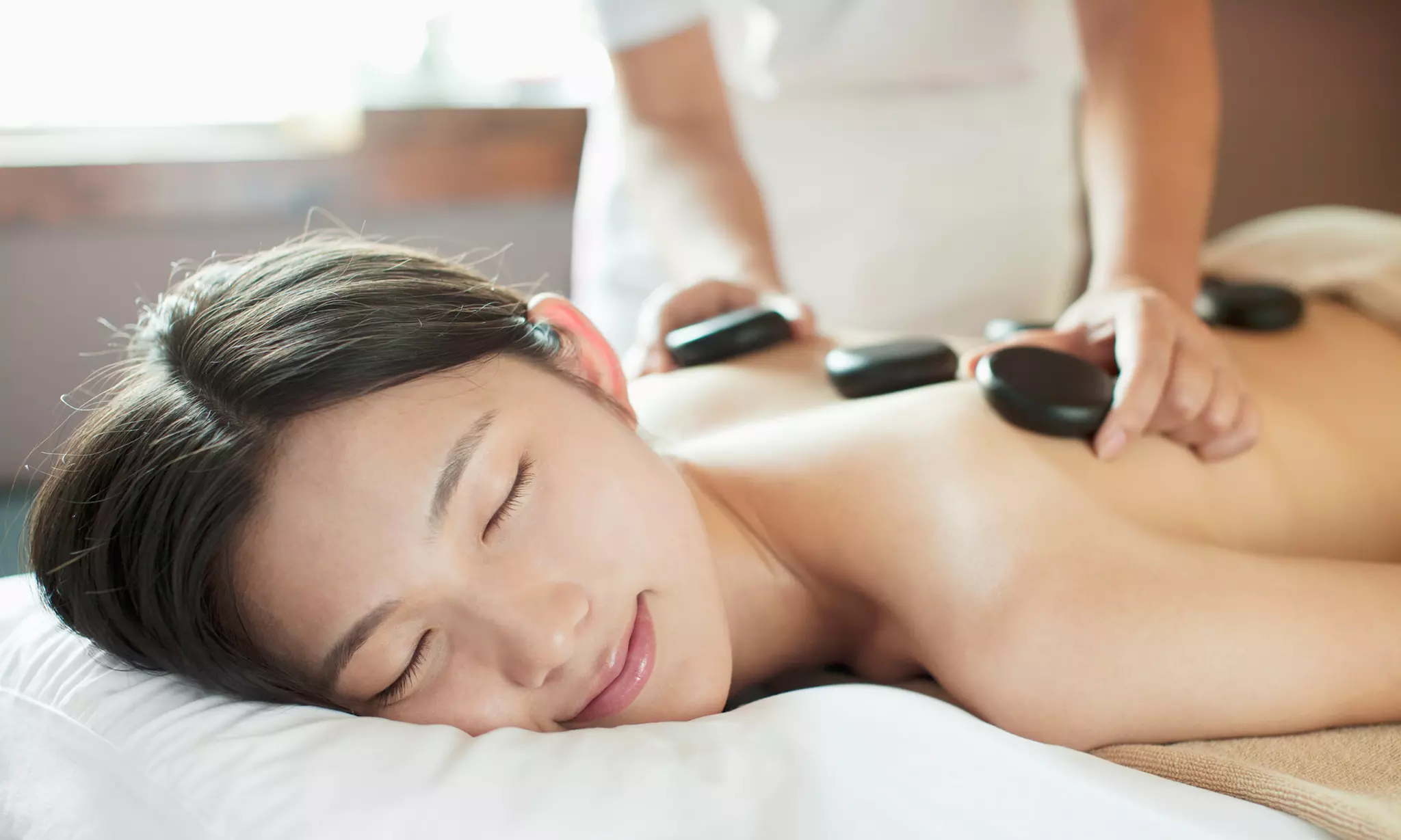 90min full body with deep tissue (FREE HOT STONES)